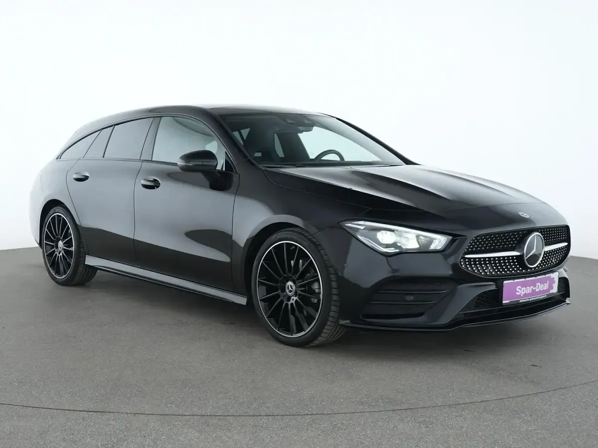 Gebraucht Mercedes CLA220 AMG line 190 PS (139 kW) 2021 Kosmosschwarz Limousine