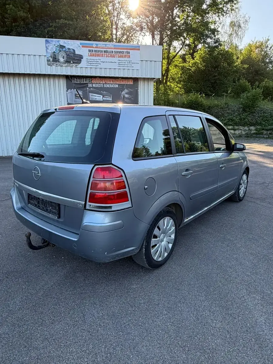 Gebraucht Opel Zafira 2006 Blau Van / Kleinbus