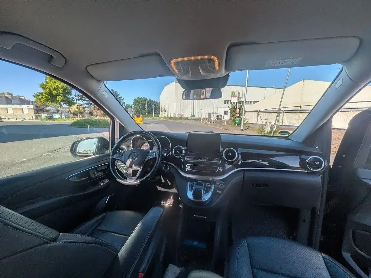 Gebraucht Mercedes V250 190 PS (139 kW) 2017 Schwarz Van / Kleinbus