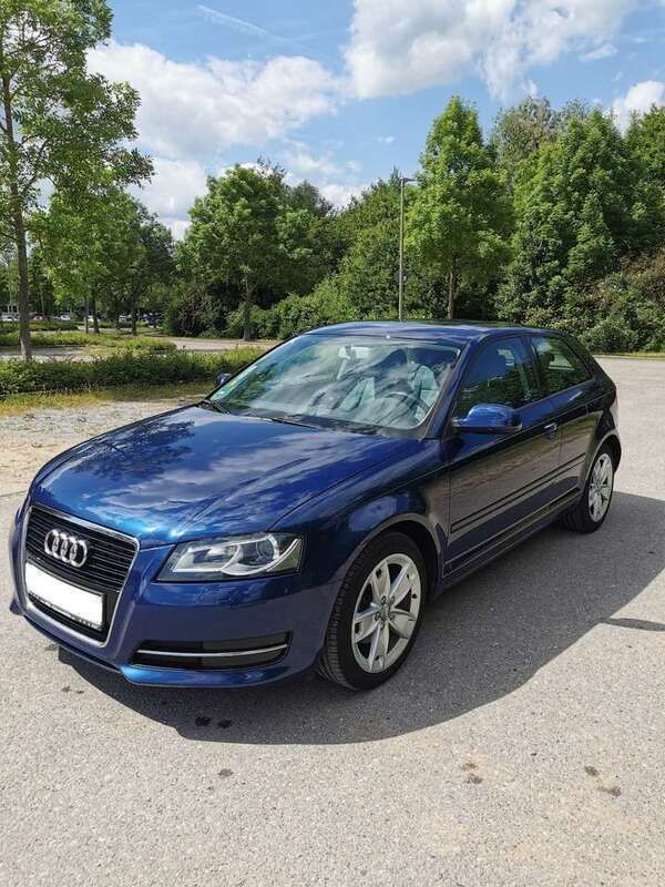Blau Gebraucht 2011 Audi A3 Attraction Kleinwagen | 6.500 € (Fairer Preis) - Bild 1/4