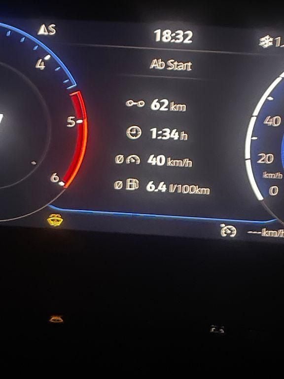 Gebraucht VW Multivan 150 PS (110 kW) 2020 Blau Van / Kleinbus