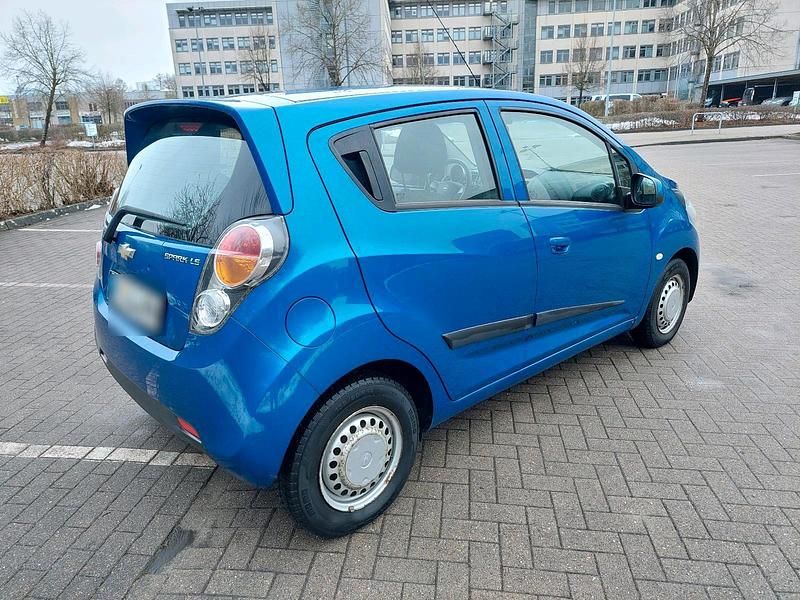 Gebraucht Chevrolet Spark LS 68 PS (50 kW) 2012 Blau Kleinwagen