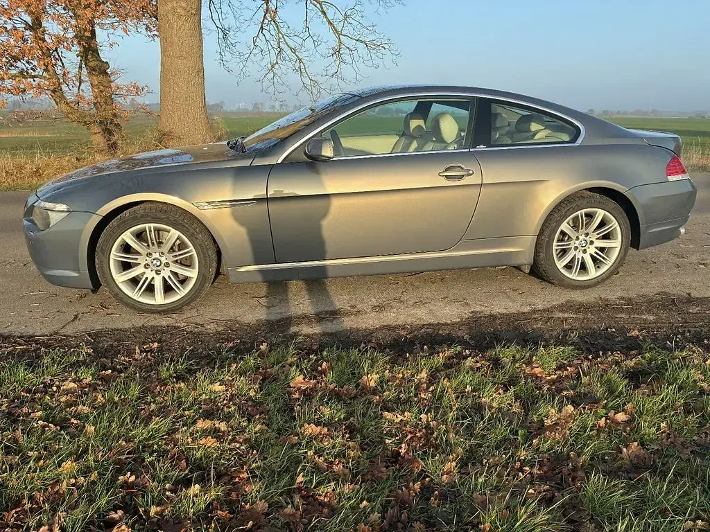 Gebraucht BMW 645 Sport Line 333 PS (244 kW) 2004 Grau Coupé