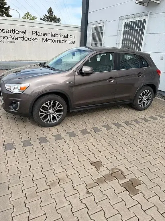 Gebraucht Mitsubishi ASX 117 PS (86 kW) 2016 Braun SUV