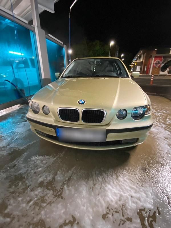 Gebraucht BMW 318 143 PS (105 kW) 2003 Grün Coupé