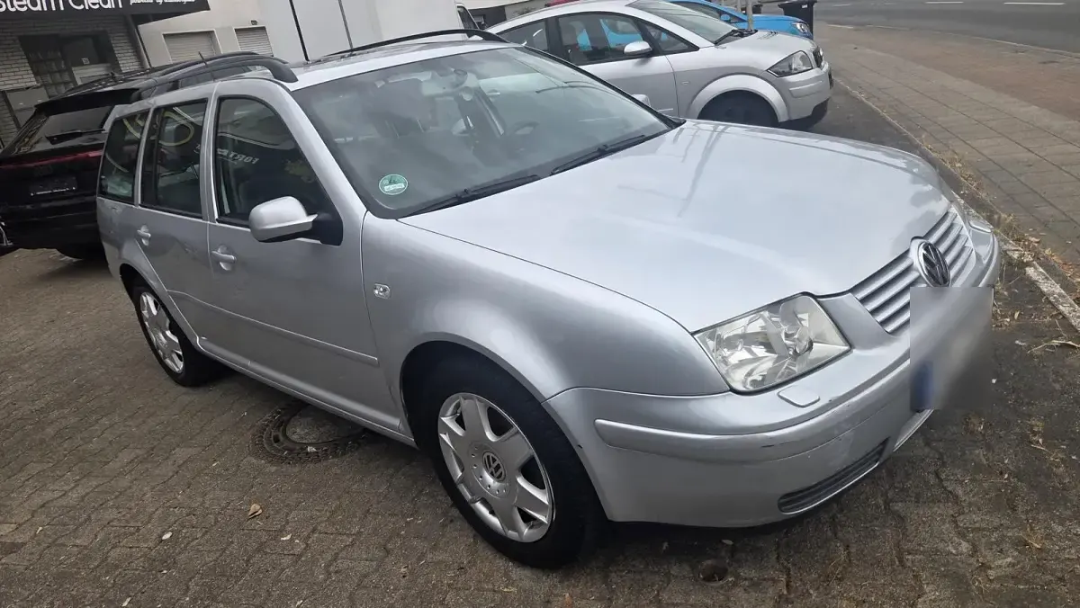Gebraucht VW Bora 115 PS (84 kW) 2002 Silber Kombi