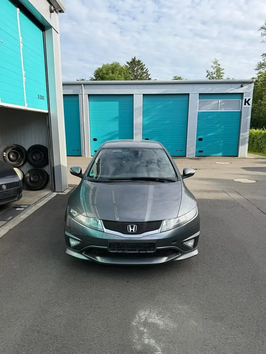 Gebraucht Honda Civic 100 PS (73 kW) 2009 Grau Kleinwagen