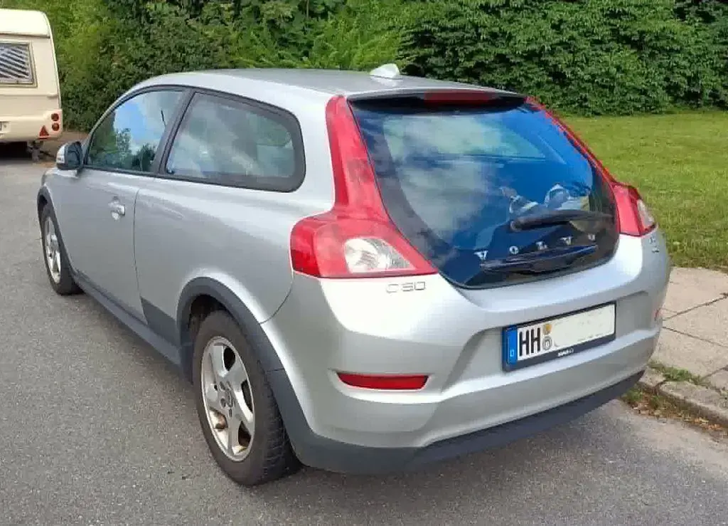 Gebraucht Volvo C30 Drive Kinetic 109 PS (80 kW) 2010 Silber Kleinwagen