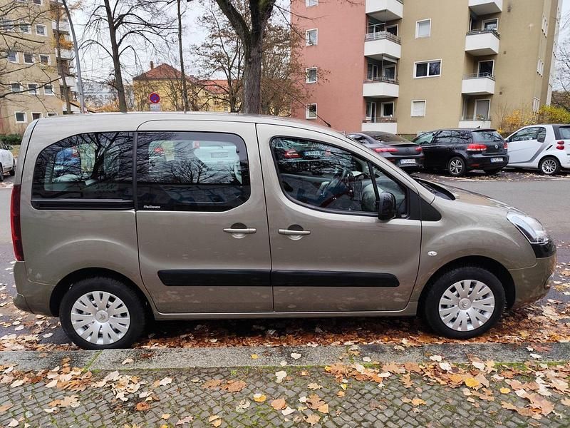 Gebraucht Citroën Berlingo SELECTION 120 PS (88 kW) 2012 Andere farben Van / Kleinbus