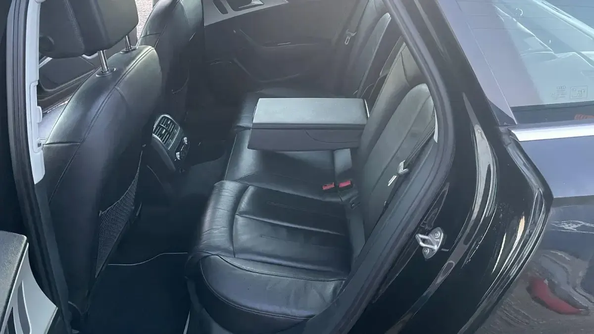 Gebraucht Audi A6 Ambiente 272 PS (200 kW) 2015 Schwarz Kombi