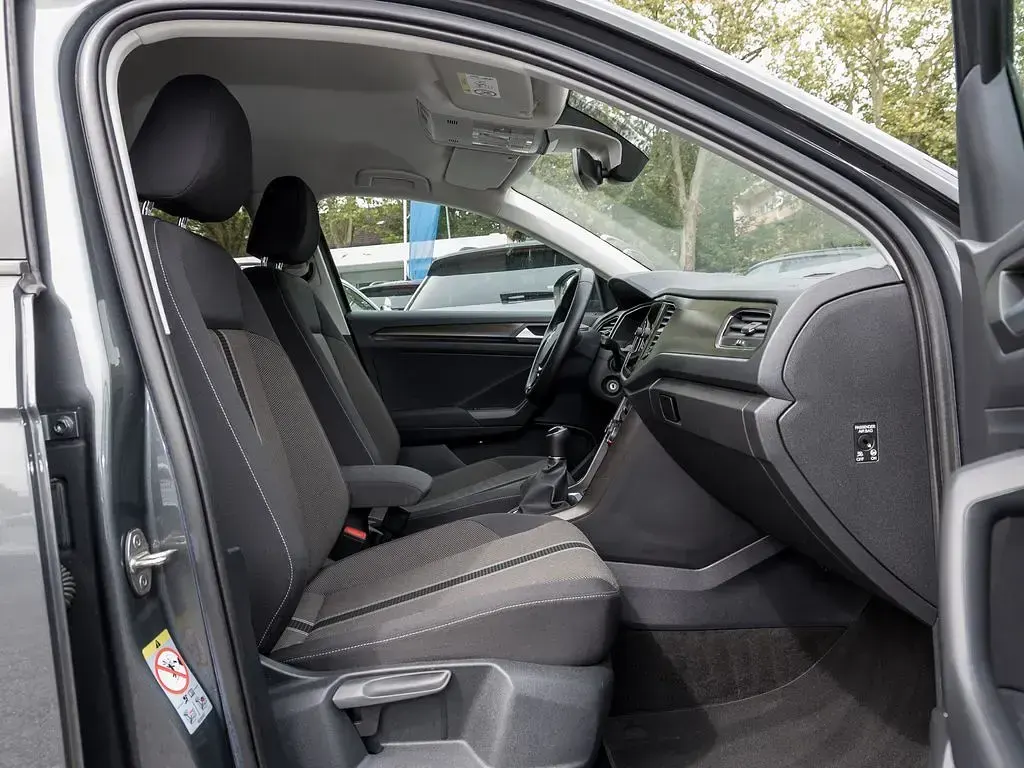 Gebraucht VW T-Roc Style 116 PS (85 kW) 2019 Indiumgrau metallic/schwarz SUV