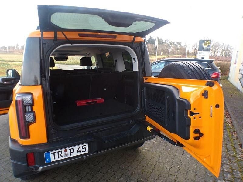 Gebraucht Baic BJ40 234 PS (172 kW) 2025 Orange SUV