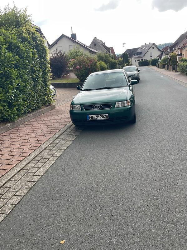 Grün Gebraucht 1997 Audi A3 Limousine | 1.898 € (Fairer Preis) - Bild 1/4