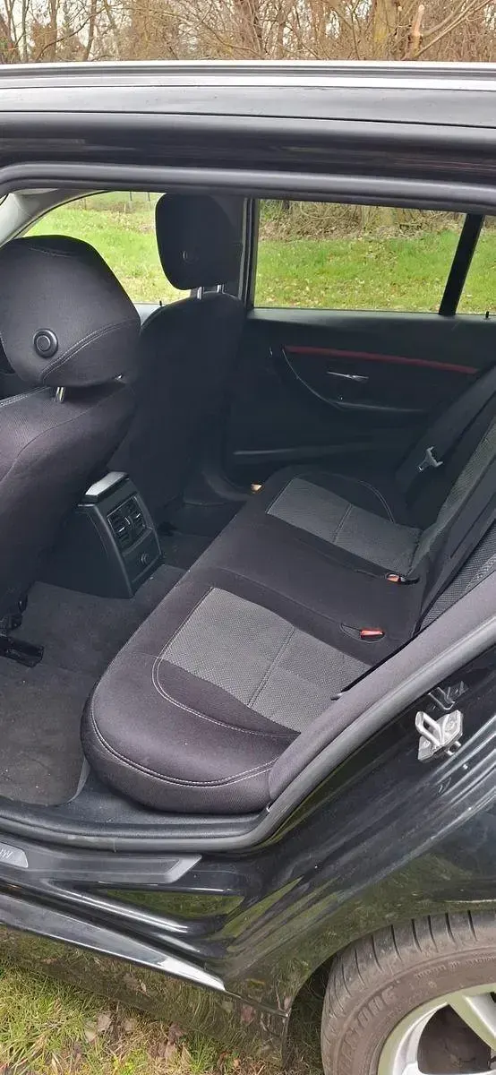 Gebraucht BMW 320 Sport Line 184 PS (135 kW) 2016 Schwarz Kombi