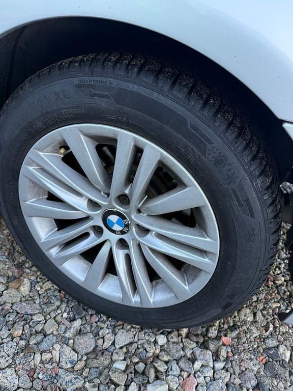 Gebraucht BMW 320 150 PS (110 kW) 2005 Silber Limousine