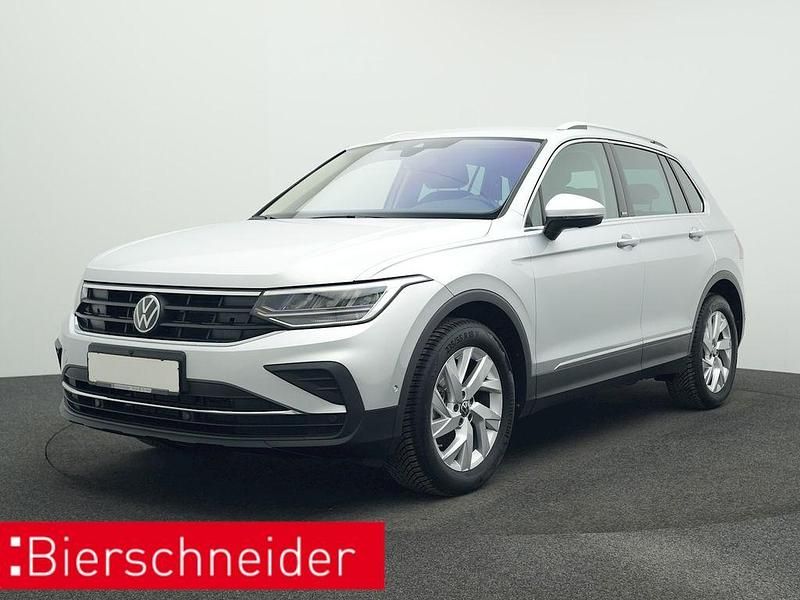 Silber Gebraucht 2024 VW Tiguan Move SUV | 33.950 € (Fairer Preis) - Bild 1/4