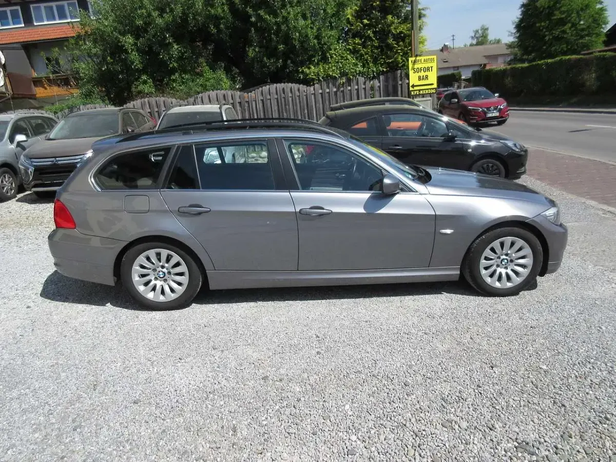 Gebraucht BMW 325 218 PS (160 kW) 2009 Spacegrau metallic Kombi
