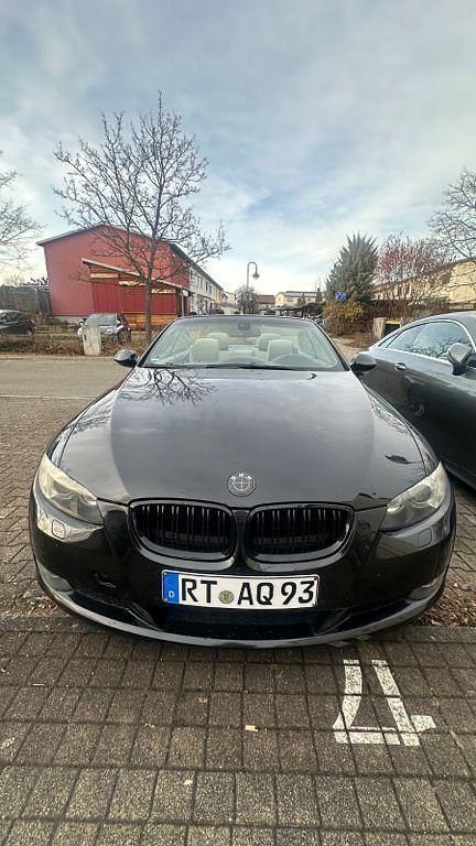 Gebraucht BMW 325 Cabriolet 218 PS (160 kW) 2008 Schwarz Cabrio