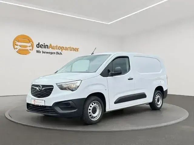 Gebraucht Opel Combo Edition 102 PS (75 kW) 2023 Casabl/arctic/eisweiss/kaolin Van / Kleinbus