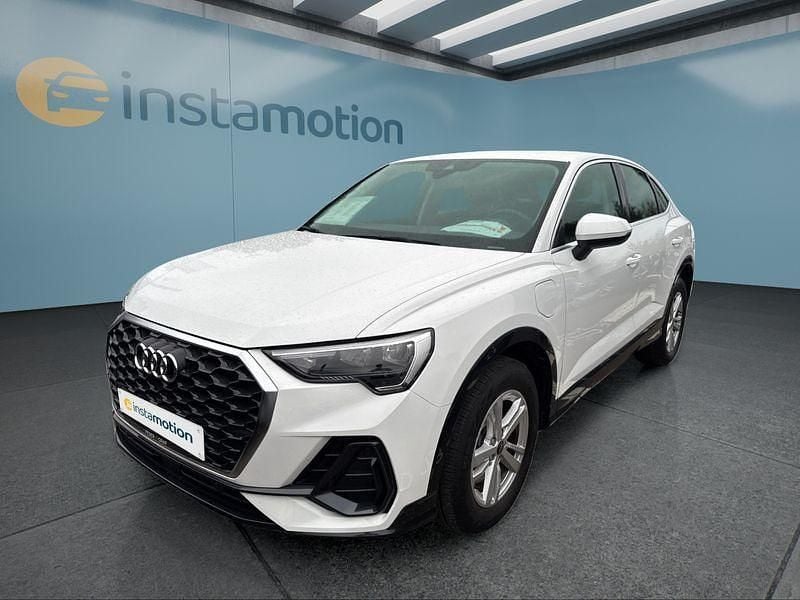 Weiß Gebraucht 2022 Audi Q3 Sportback SUV | 30.149 € (Superpreis) - Bild 1/4