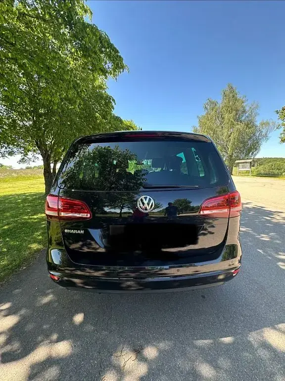 Gebraucht VW Sharan United 150 PS (110 kW) 2020 Schwarz Van / Kleinbus