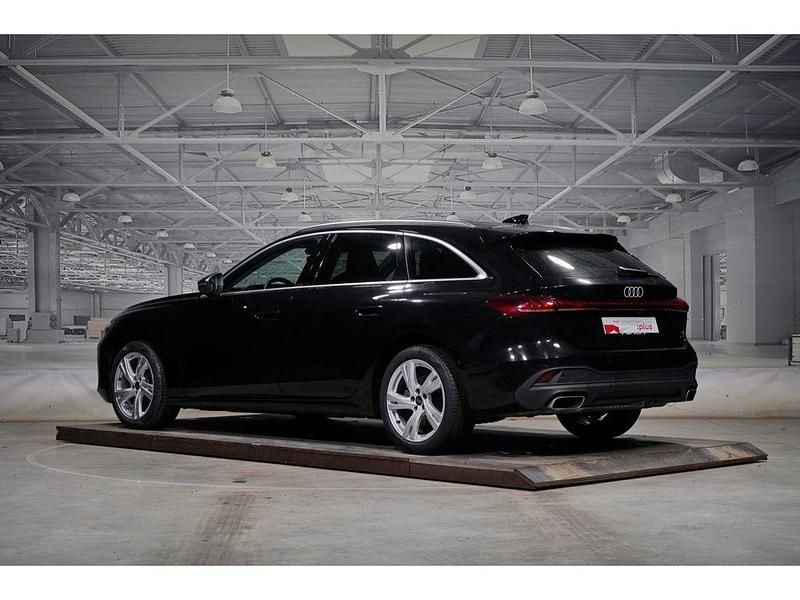 Gebraucht Audi A5 Sport 150 PS (110 kW) 2025 Mythosschwarz metallic Kombi