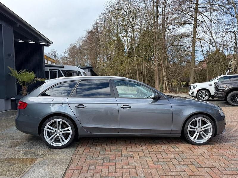Gebraucht Audi A4 Ambition 204 PS (150 kW) 2014 Grau Kombi