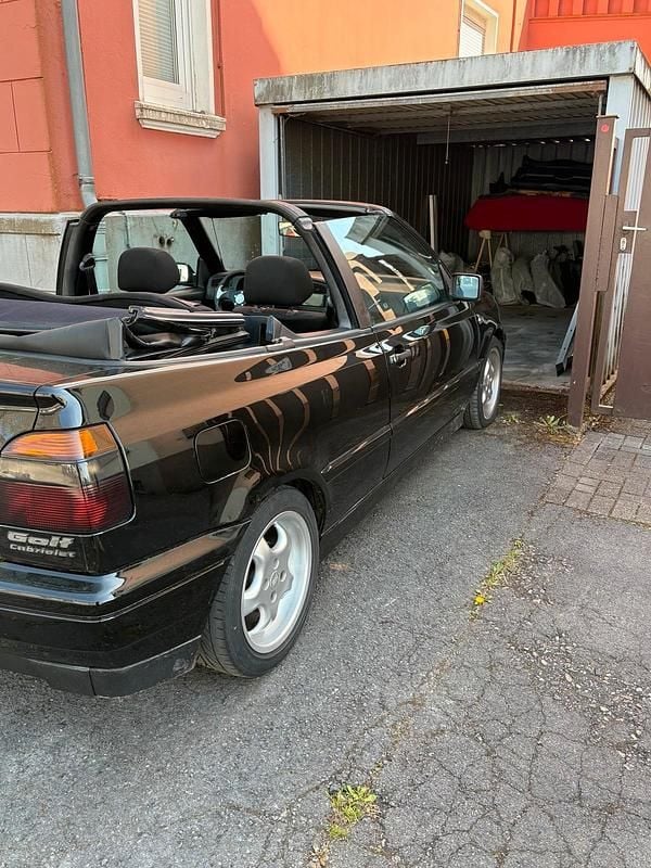 Gebraucht VW Golf Cabriolet 75 PS (55 kW) 1997 Schwarz Cabrio