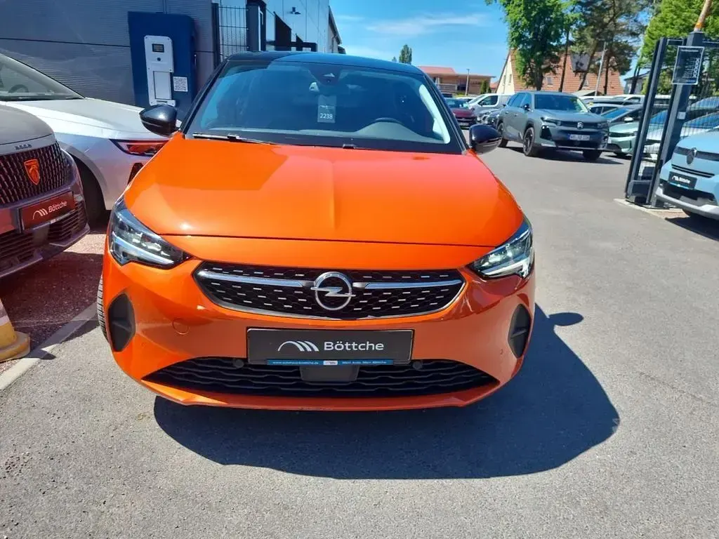 Gebraucht Opel Corsa Elegance 75 PS (55 kW) 2023 Power orange/dynamik orange Kleinwagen