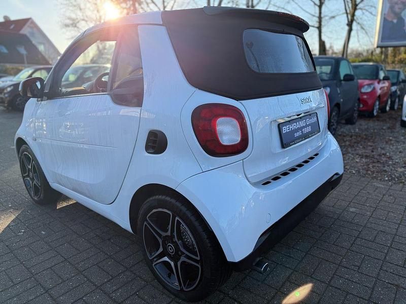 Gebraucht Smart ForTwo Cabrio 90 PS (66 kW) 2018 Weiß Cabrio