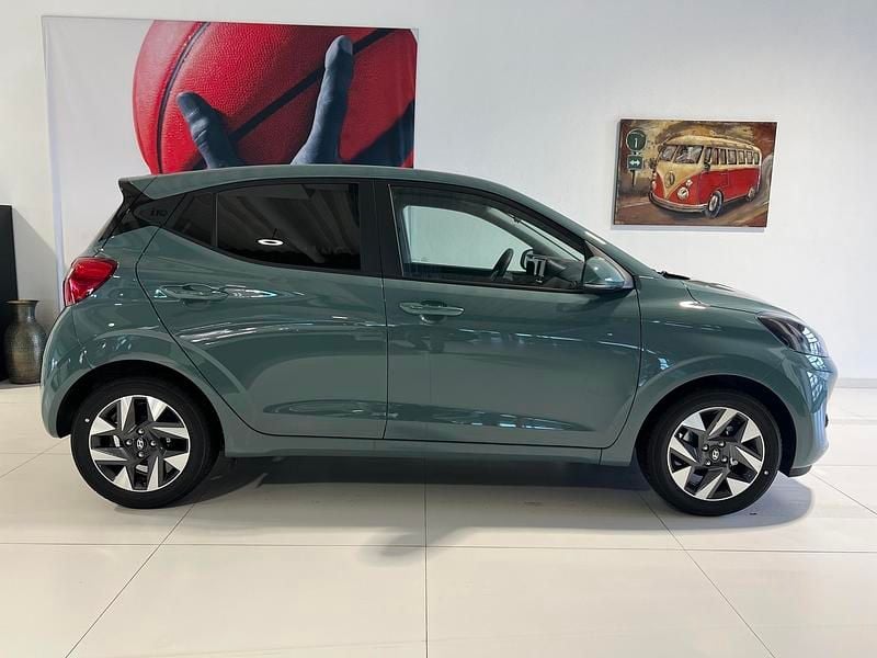 Neu Hyundai i10 GO! 79 PS (58 kW) 2025 Mangrove green pearl Kleinwagen
