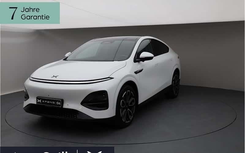 Weiss arctic white Gebraucht 2025 XPENG G6 AWD Performance SUV | 48.490 € (Guter Preis) - Bild 1/4