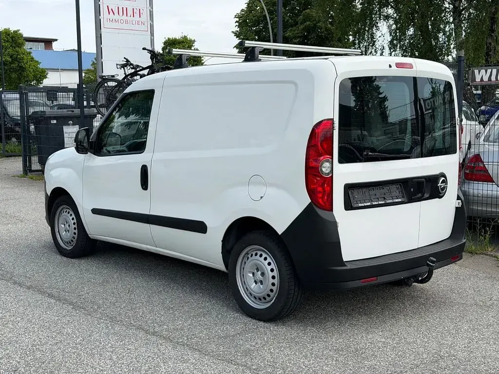 Gebraucht Opel Combo 95 PS (69 kW) 2014 Weiß Van / Kleinbus