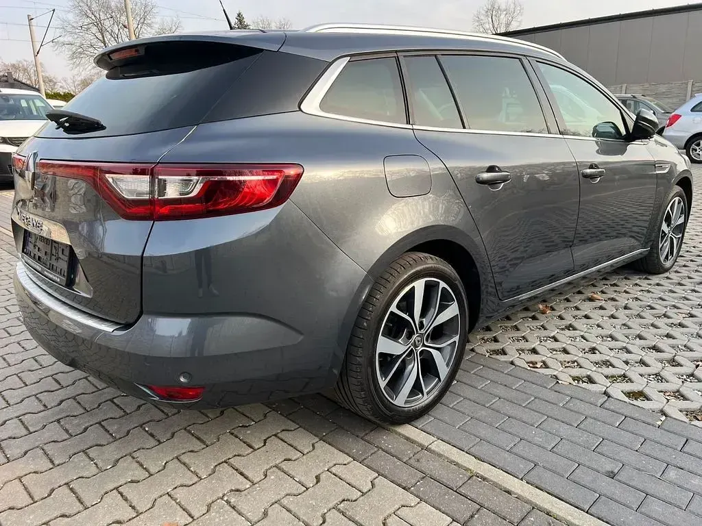 Gebraucht Renault Mégane Bose Edition 132 PS (97 kW) 2017 Grau Limousine