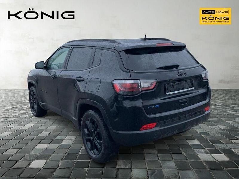 Gebraucht Jeep Compass 180 PS (132 kW) 2022 Solid black (schwarz) SUV