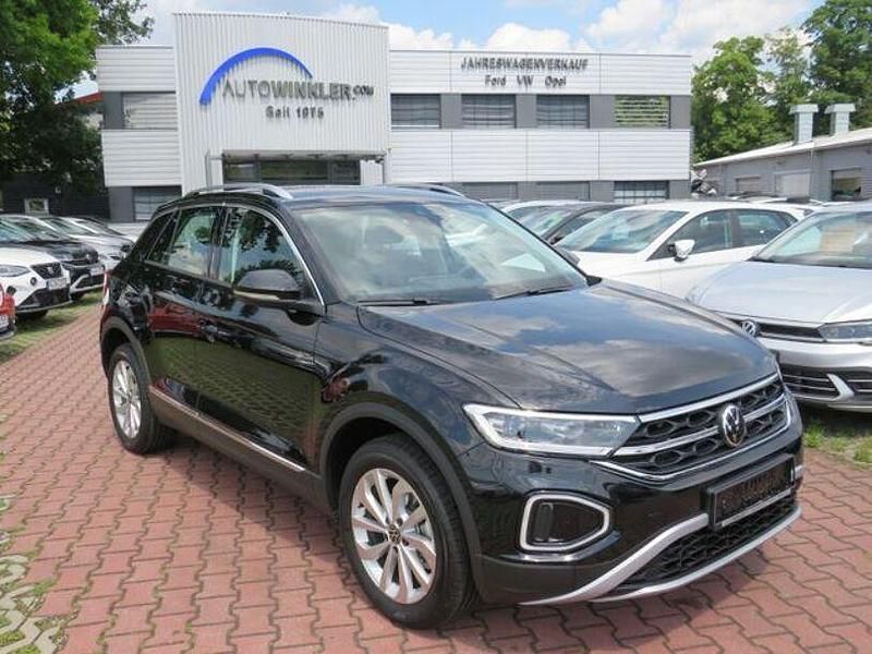 Schwarz Neu 2024 VW T-Roc SUV | 32.990 € (Guter Preis) - Bild 1/4