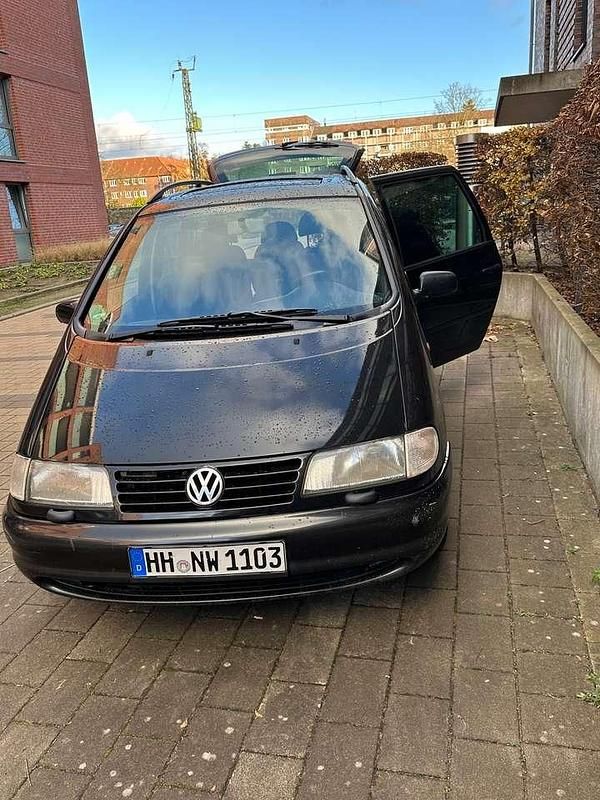 Gebraucht VW Sharan Comfortline 150 PS (110 kW) 2000 Schwarz Van / Kleinbus