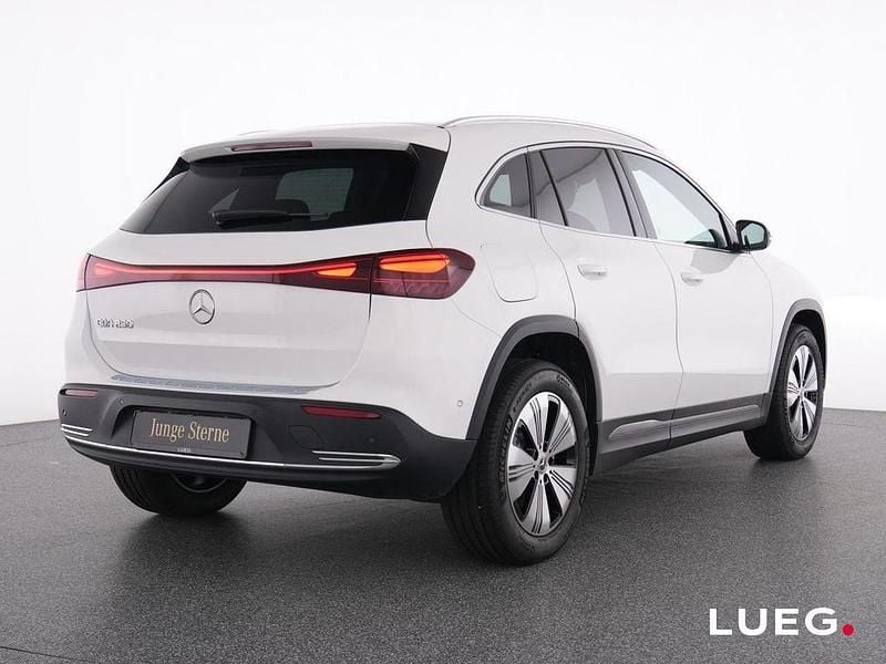Gebraucht Mercedes EQA250 Progressive 139 kW (190 PS) 2024 Weiß SUV
