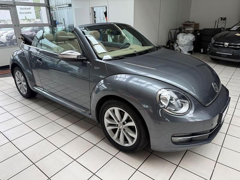 Gebraucht VW Beetle Cabriolet Design 105 PS (77 kW) 2013 Platinum grey metallic Cabrio