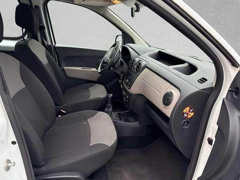 Gebraucht Dacia Dokker Ambiance 102 PS (75 kW) 2016 Gletscherweiß Van / Kleinbus