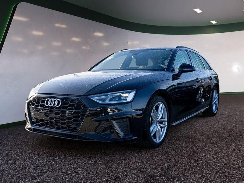 Gebraucht Audi A4 S-Line 150 PS (110 kW) 2023 Mythosschwarz metallic Kombi