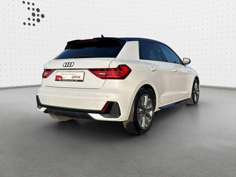 Gebraucht Audi A1 S-Line 95 PS (69 kW) 2023 Gletscherweiß metallic Kleinwagen