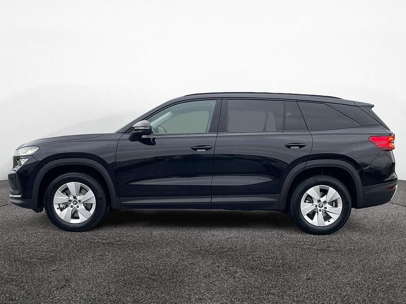 Neu Skoda Kodiaq Selection 150 PS (110 kW) 2025 Schwarzmagic perleffekt SUV