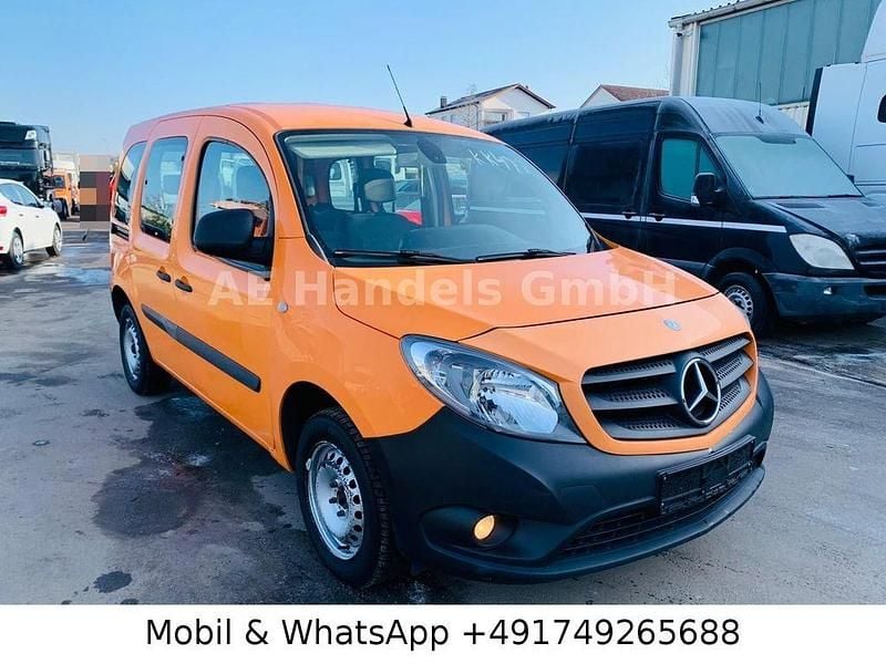 Gebraucht Mercedes Citan 111 110 PS (80 kW) 2015 Orange Kombi