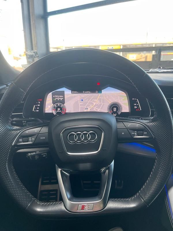 Gebraucht Audi Q8 Ambiente 286 PS (210 kW) 2019 Schwarz SUV