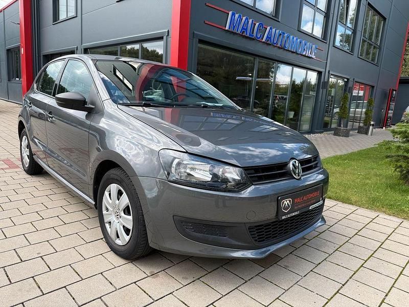 Grau Gebraucht 2010 VW Polo Kleinwagen | 8.500 € (Etwas zu teuer) - Bild 1/4