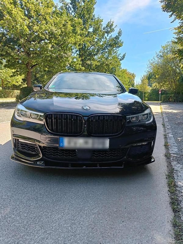 Schwarz Gebraucht 2016 BMW 740L Limousine | 29.900 € (Fairer Preis) - Bild 1/4