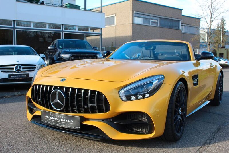 Gelb Gebraucht 2018 Mercedes AMG GT C AMG Coupé | 139.900 € - Bild 1/4