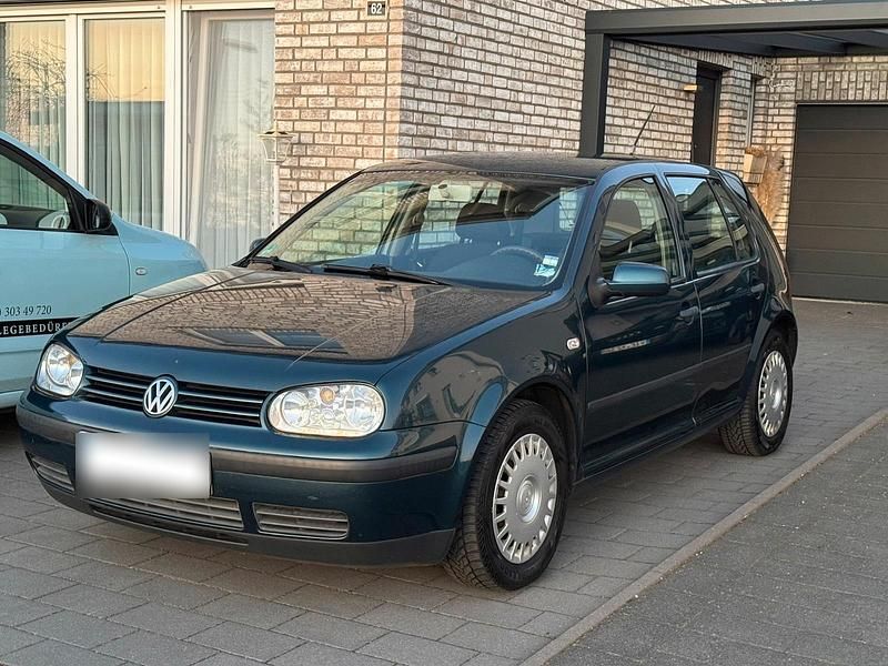 Gebraucht VW Golf IV Edition 75 PS (55 kW) 2002 Grün Limousine
