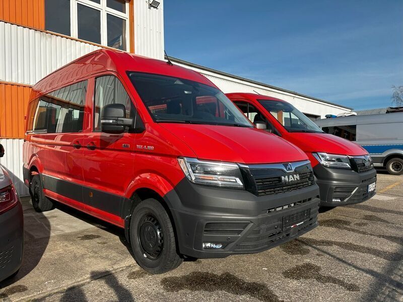 Rot Gebraucht 2024 MAN TGE Van | 75.900 € - Bild 1/4